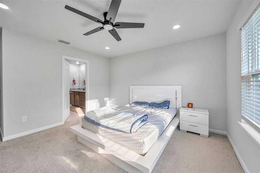 Furnished interior view inside a new home in , Lutz (Image 13).