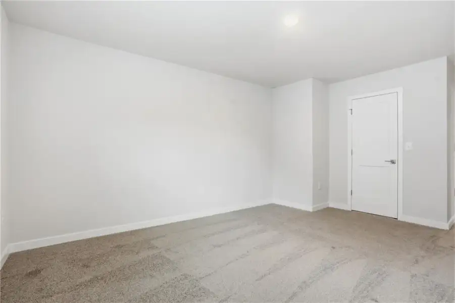 Spacious, unfurnished interior of a new home in Fern Dale, Fairburn (Image 6). Spacious, unfurnished interior of a new home in Fern Dale, Fairburn (Image 6).