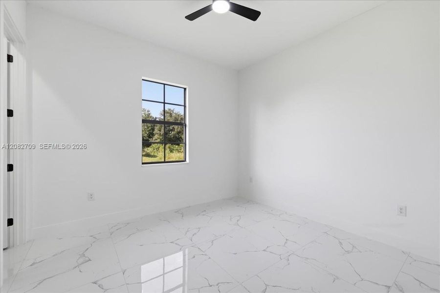 Spacious, unfurnished interior of a new home in , Lehigh Acres (Image 30).