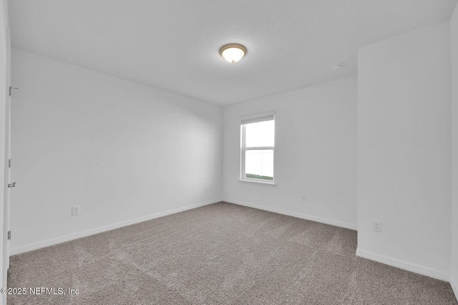 Spacious, unfurnished interior of a new home in Wells Landing, Jacksonville (Image 21).