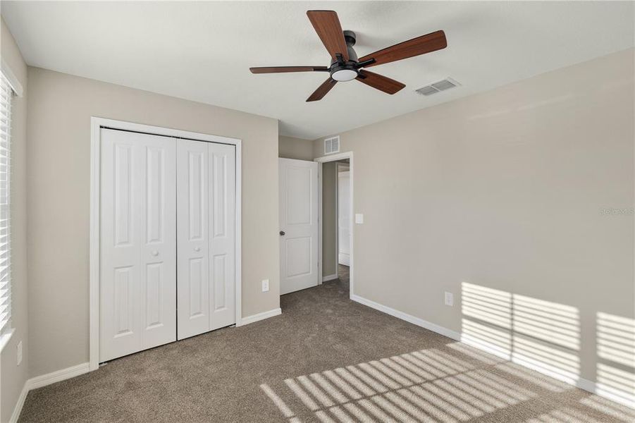 Spacious, unfurnished interior of a new home in , Bradenton (Image 30).