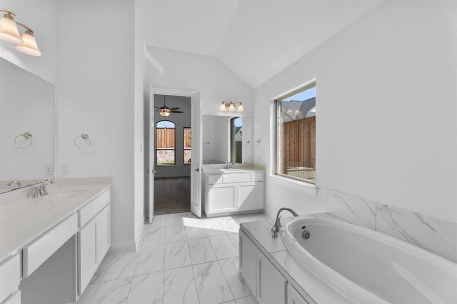 DAL_Hillside Village_ Mineola_608 Limerick Lane (25)