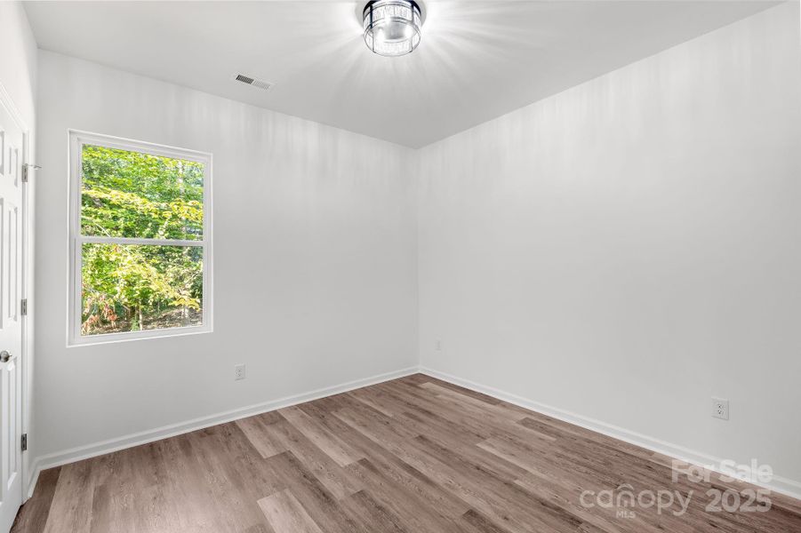 Spacious, unfurnished interior of a new home in , Shelby (Image 22).