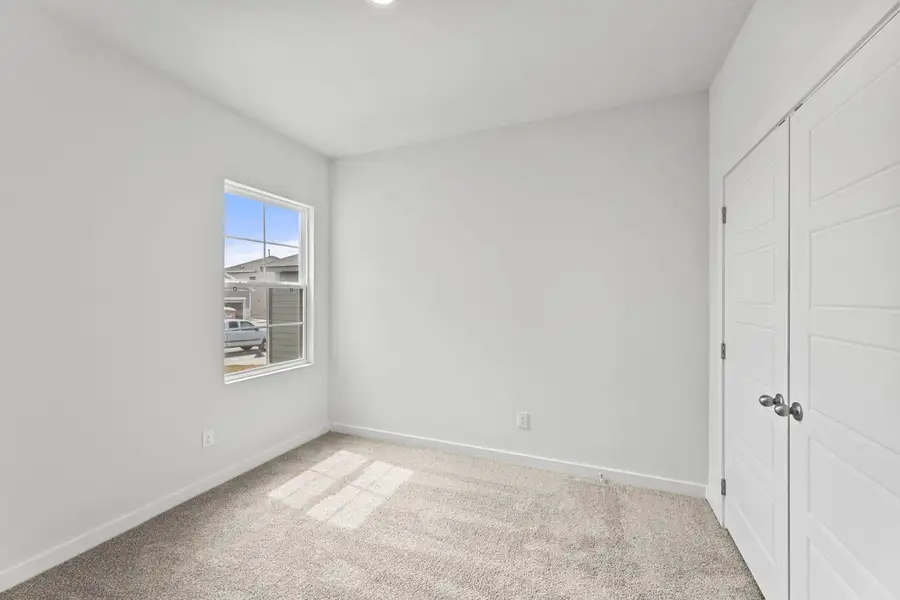 Representative unfurnished interior of a home built from the Sabrine by Hakes Brothers in Highland Ridge, New Braunfels (Image 27).