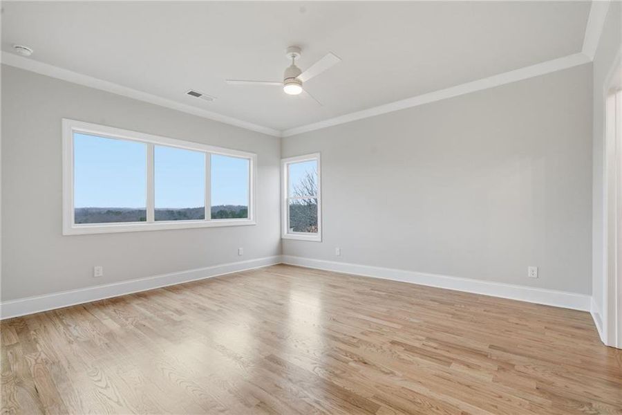 Spacious, unfurnished interior of a new home in , Gainesville (Image 55).