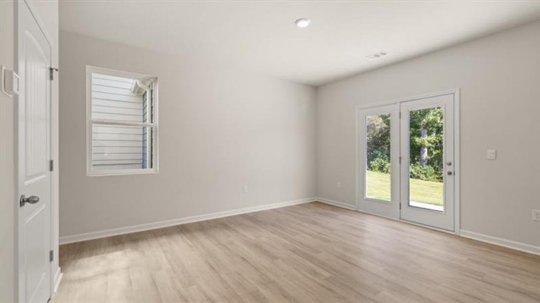 Spacious, unfurnished interior of a new home in Rolling Meadows, Jasper (Image 25). Spacious, unfurnished interior of a new home in Rolling Meadows, Jasper (Image 25).