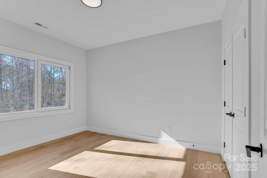 Spacious, unfurnished interior of a new home in , Lincolnton (Image 23).