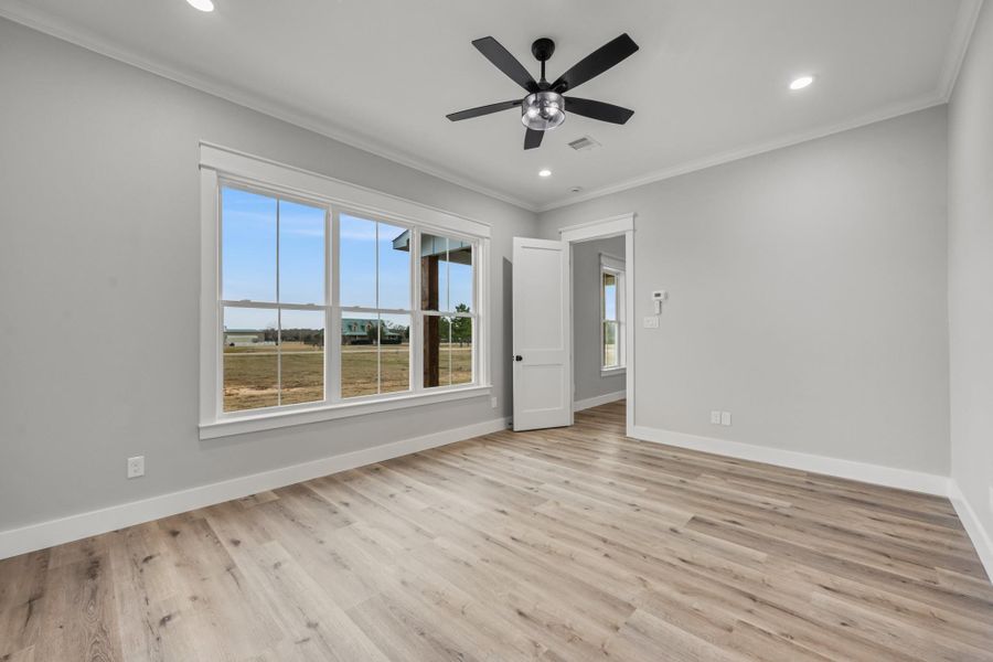 Spacious, unfurnished interior of a new home in , New Waverly (Image 39).