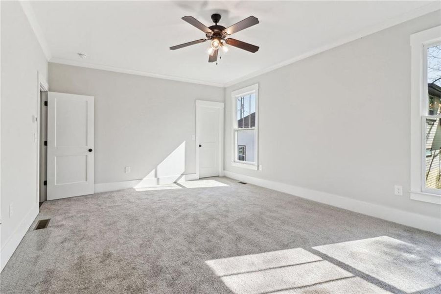 Spacious, unfurnished interior of a new home in , Atlanta (Image 37). Spacious, unfurnished interior of a new home in , Atlanta (Image 37).