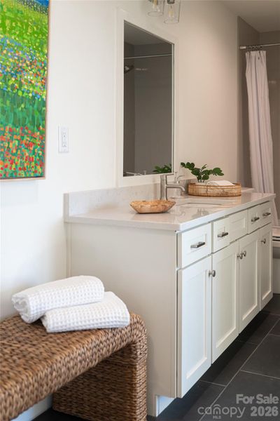Lower bedroom 2 ensuite