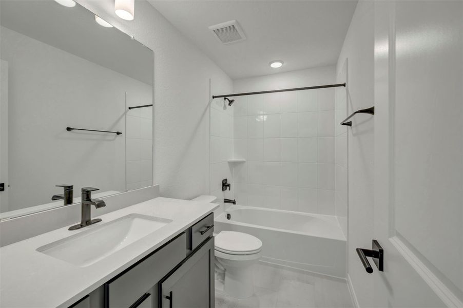 Furnished interior view inside a new home in Beacon Point at Lago Mar 50’ Homesites, Texas City (Image 3).