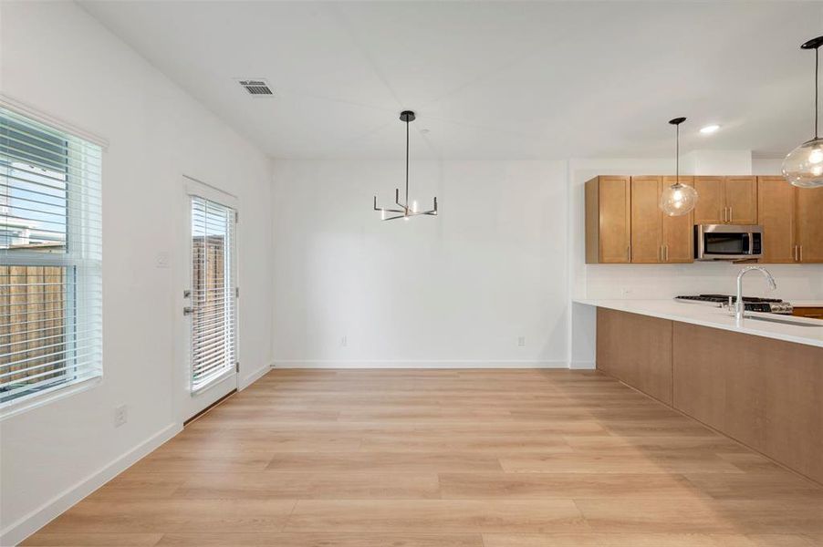 Spacious, unfurnished interior of a new home in Providence Commons, Providence Village (Image 16). Spacious, unfurnished interior of a new home in Providence Commons, Providence Village (Image 16).
