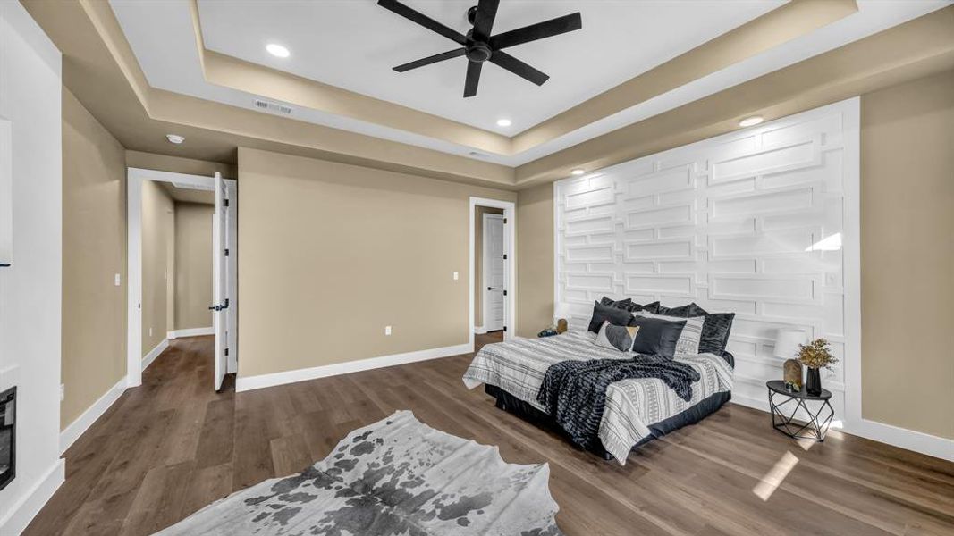 Furnished interior view inside a new home in Saddle Crest Estates, Weatherford (Image 18). Furnished interior view inside a new home in Saddle Crest Estates, Weatherford (Image 18).