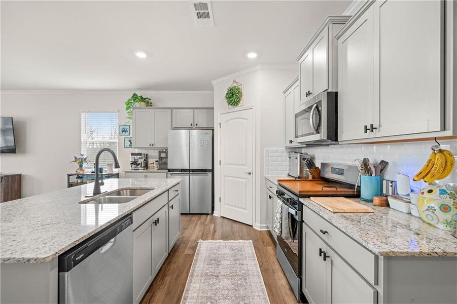 Furnished interior view inside a new home in Lost Creek, Dallas (Image 7).