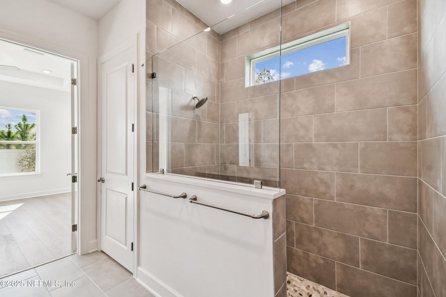 Furnished interior view inside a new home in Crosswinds 40’, Ponte Vedra (Image 11).