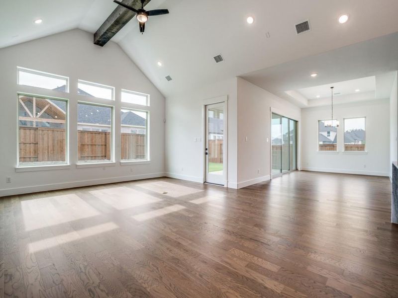 With an open and flowing floor plan, our Sofia plan is an entertainer's dream home!