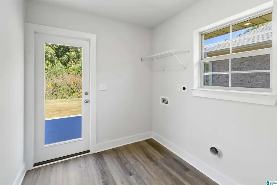 Representative unfurnished interior of a home built from the 3000 by Adams Homes in Flagler Estates, Hastings (Image 16).