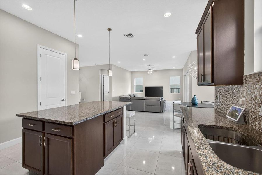 5337 Macoon Wy Westlake FL 33470