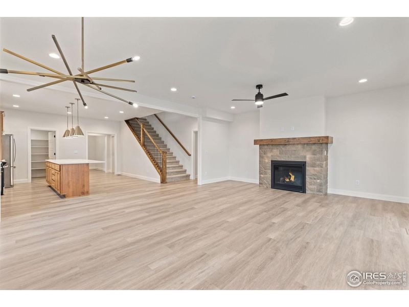 Spacious, unfurnished interior of a new home in Cottages at Kelly Farm, Greeley (Image 27).