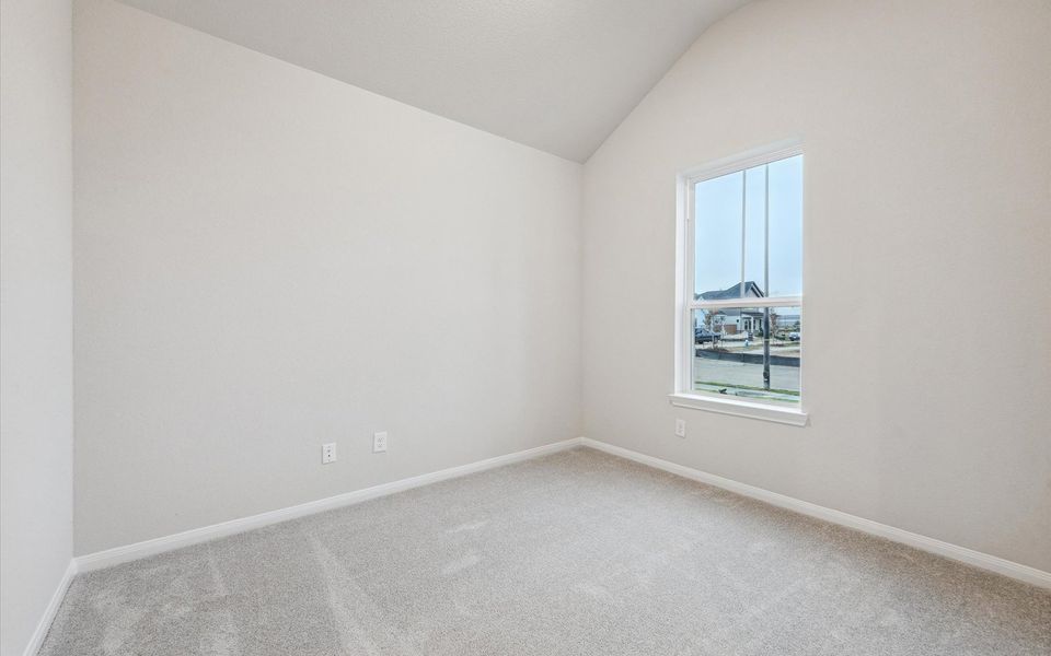Spacious, unfurnished interior of a new home in Elyson, Katy (Image 11).