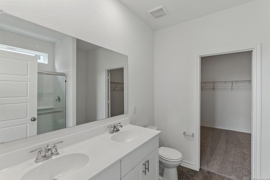 Furnished interior view inside a new home in , New Braunfels (Image 11).