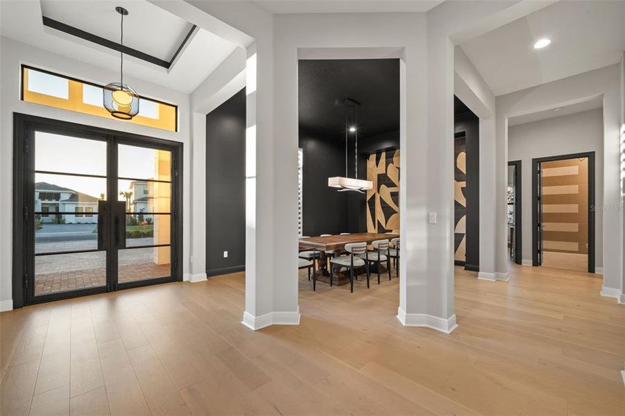 Furnished interior view inside a new home in , Sarasota (Image 14).