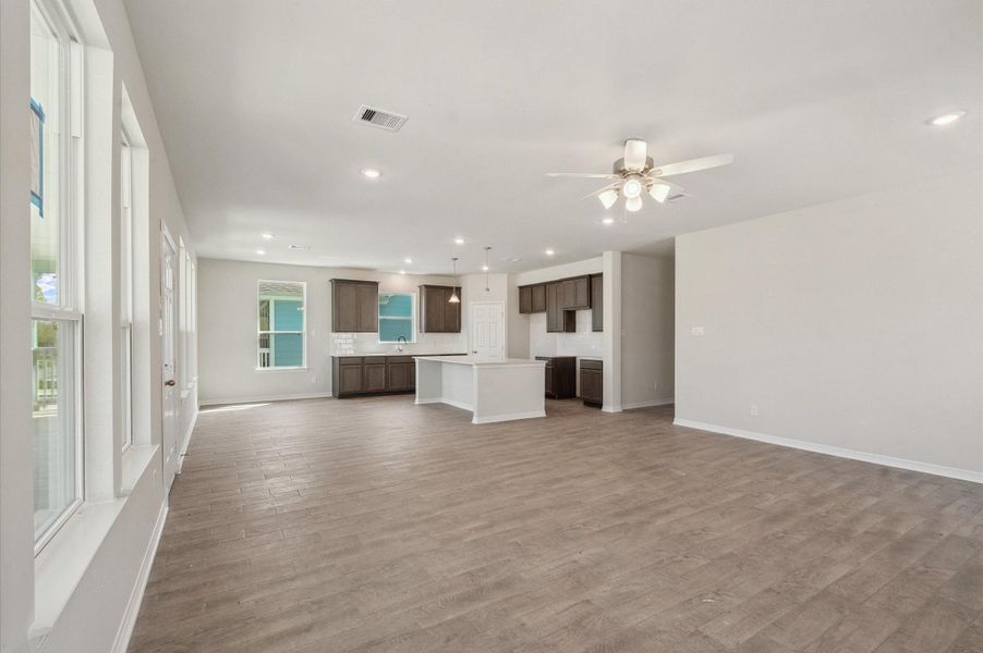 Spacious, unfurnished interior of a new home in , La Porte (Image 20).