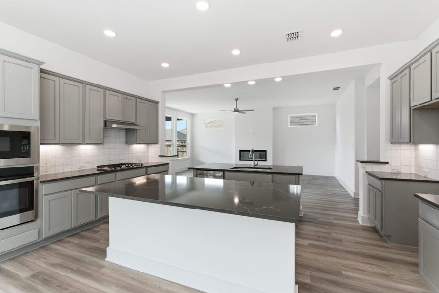 Furnished interior view inside a new home in Buffalo Crossing, Cibolo (Image 11).
