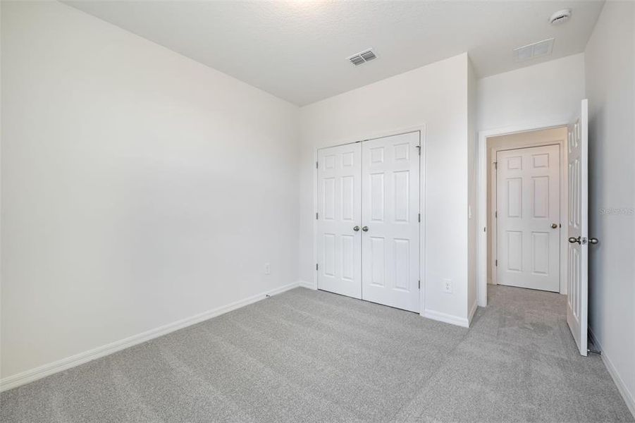 Spacious, unfurnished interior of a new home in The Meadow at Crossprairie Bungalows, St. Cloud (Image 34).