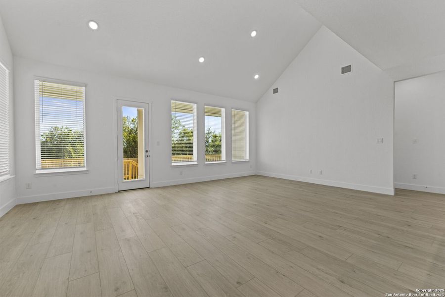 Spacious, unfurnished interior of a new home in Gatehouse: Classic Collection, New Braunfels (Image 38).