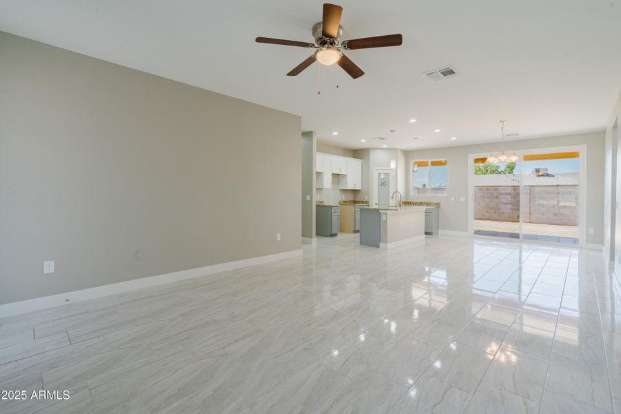 10199Bradshaw-24 10199Bradshaw-24