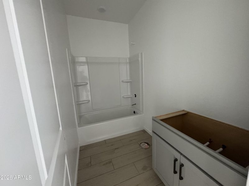 004 Bath 2 004 Bath 2