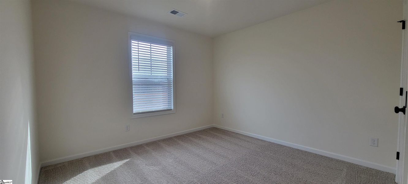Spacious, unfurnished interior of a new home in Halton Oaks, Spartanburg (Image 30).