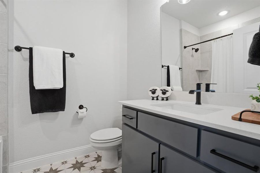 Furnished interior view inside a new home in , Rowlett (Image 29).