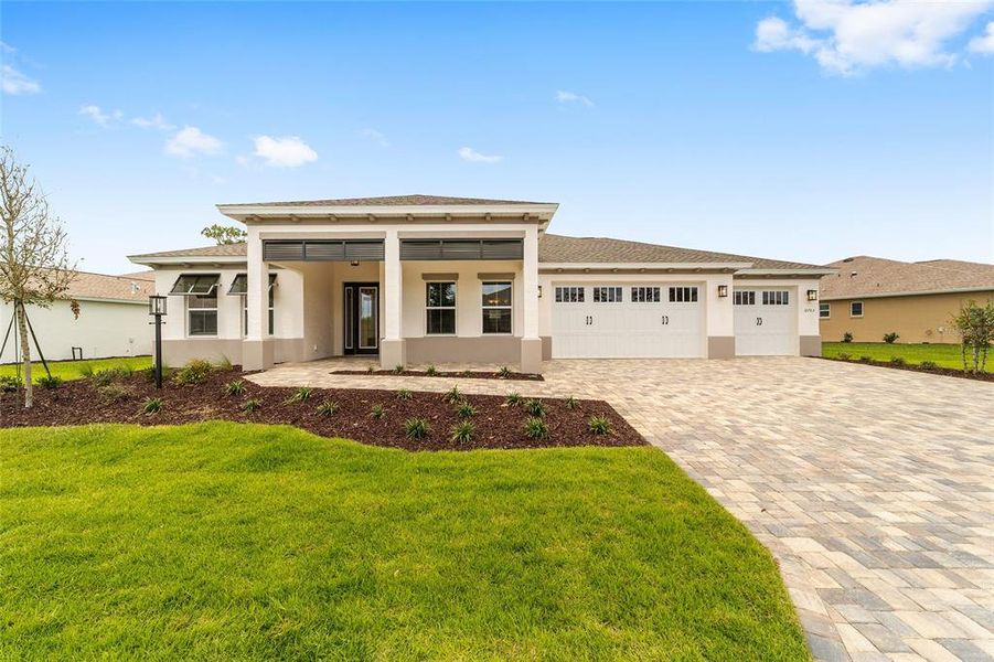 Exterior details and patio area of a home in , Ocala (Image 27). Exterior details and patio area of a home in , Ocala (Image 27).