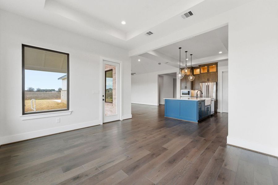 Spacious, unfurnished interior of a new home in High Meadow Estates, New Waverly (Image 25).