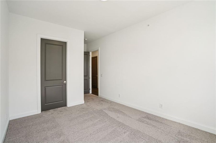 Spacious, unfurnished interior of a new home in Waterside Condos, Peachtree Corners (Image 33).