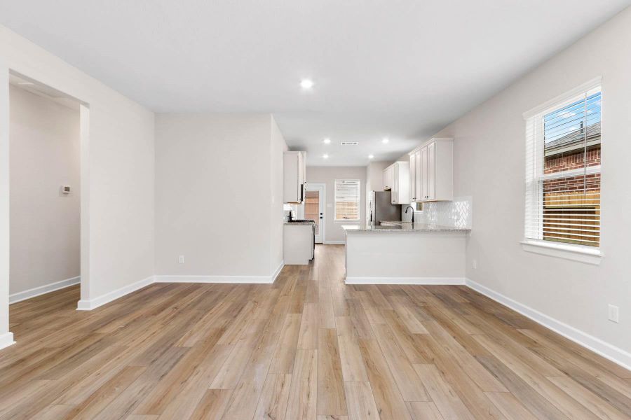 Image 11 of a home in Emberly.