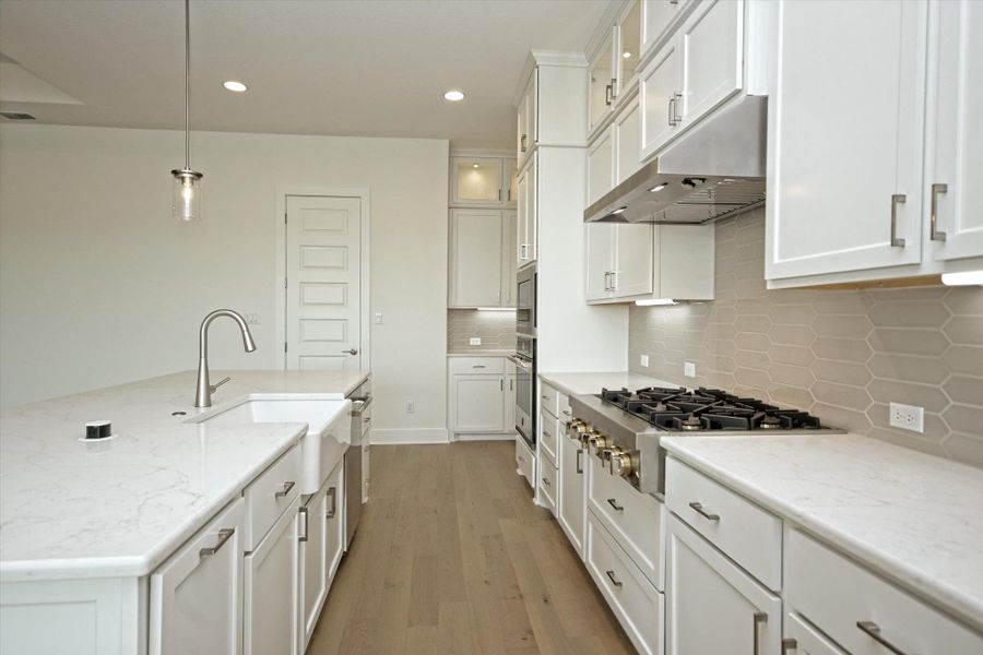 Furnished interior view inside a new home in Scofield Farms Estates, Georgetown (Image 5).