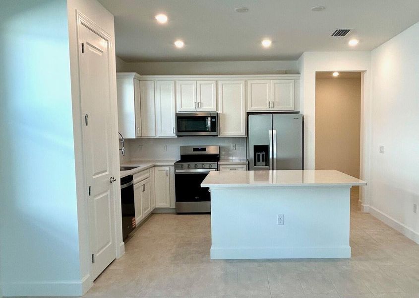 Furnished interior view inside a new home in Costa Pointe, Vero Beach (Image 10). Furnished interior view inside a new home in Costa Pointe, Vero Beach (Image 10).