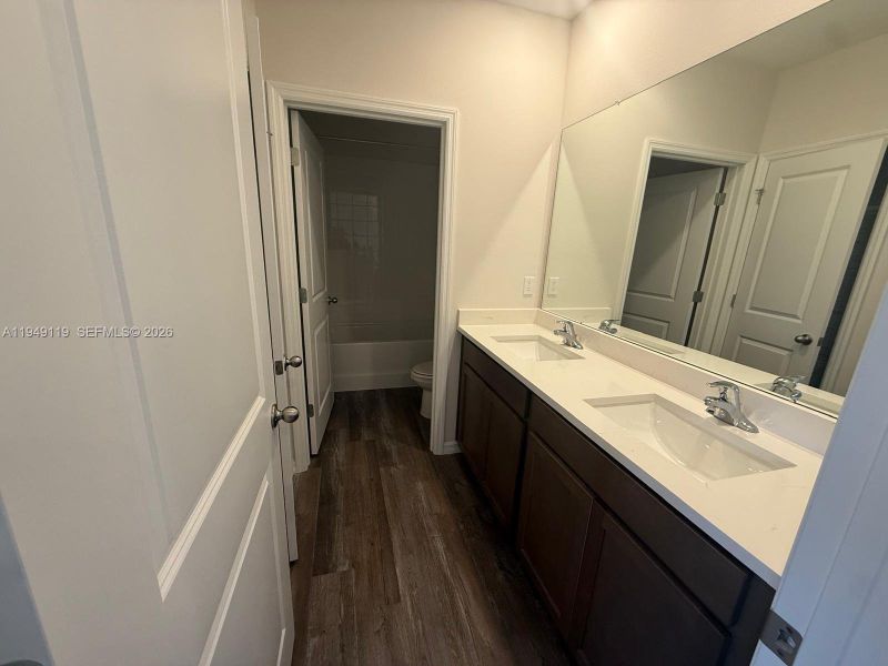 Furnished interior view inside a new home in , Land O' Lakes (Image 5).