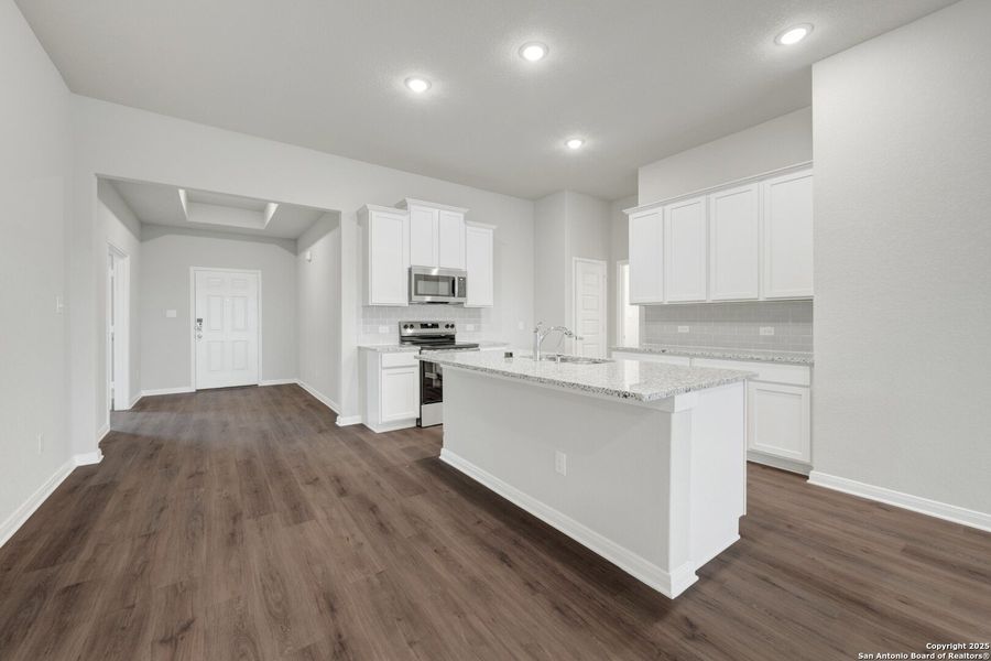 Furnished interior view inside a new home in Paloma Park, Converse (Image 5).
