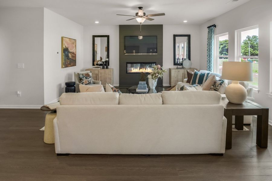 Furnished interior view inside a new home in The Oaks, Clarksville (Image 11).
