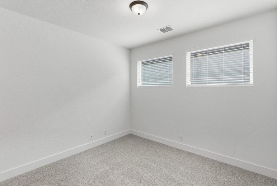 Spacious, unfurnished interior of a new home in Centero at Stone Oak, San Antonio (Image 28).