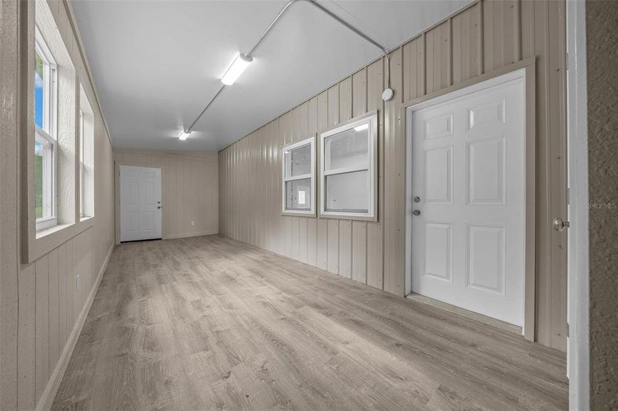Spacious, unfurnished interior of a new home in , Citra (Image 24).