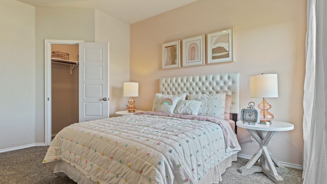 Furnished interior view inside a new home in Somerset Trails, San Antonio (Image 18). Furnished interior view inside a new home in Somerset Trails, San Antonio (Image 18).