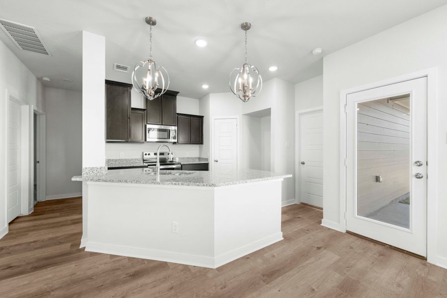 Furnished interior view inside a new home in South Fork, Waco (Image 6).