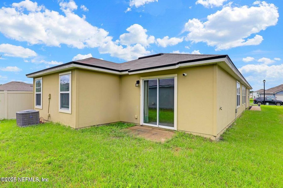 Exterior details and patio area of a home in The Arbors, Jacksonville (Image 20). Exterior details and patio area of a home in The Arbors, Jacksonville (Image 20).