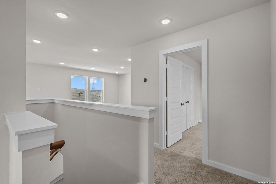 Image 31 of a home in Mesa Vista.