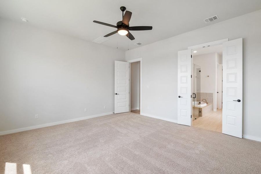 Spacious, unfurnished interior of a new home in Lariat, Liberty Hill (Image 34). Spacious, unfurnished interior of a new home in Lariat, Liberty Hill (Image 34).